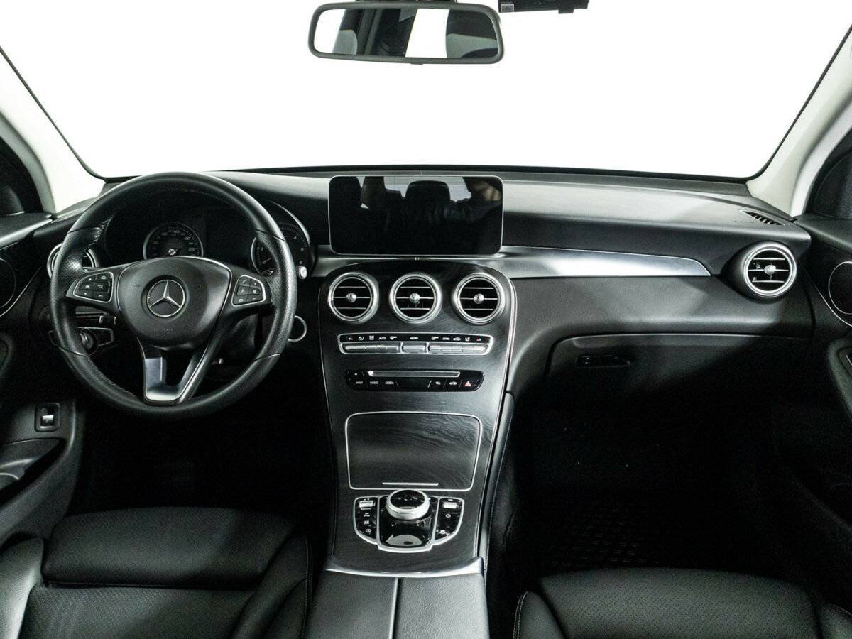 Mercedes-Benz GLC с пробегом — 2016 год. Фото: #12