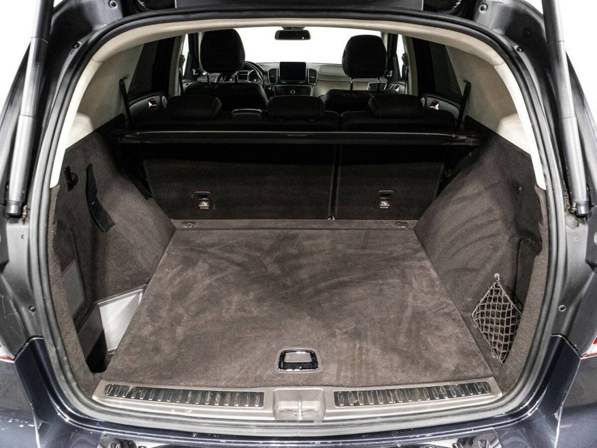 Mercedes-Benz GLE с пробегом — 2015 год. Фото: #14