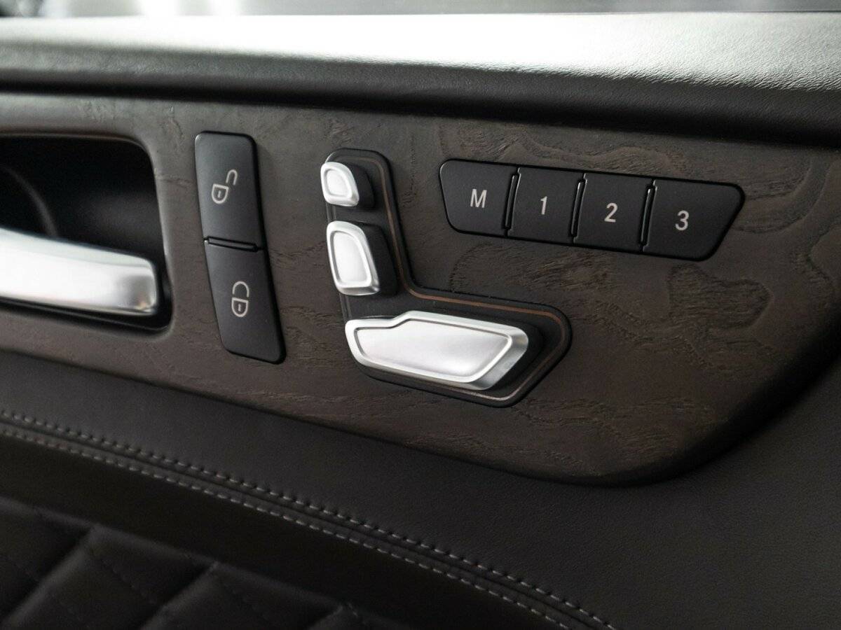 Mercedes-Benz GLE с пробегом — 2015 год. Фото: #16