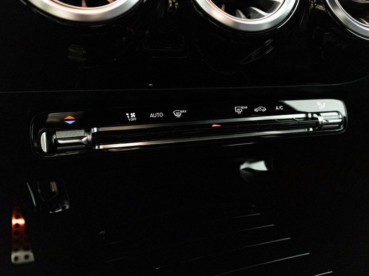 Mercedes-Benz CLA с пробегом — 2019 год. Фото: #14