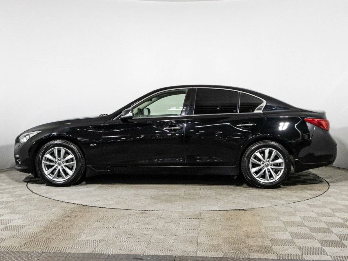 Infiniti Q50 с пробегом — 2014 год. Фото: #7