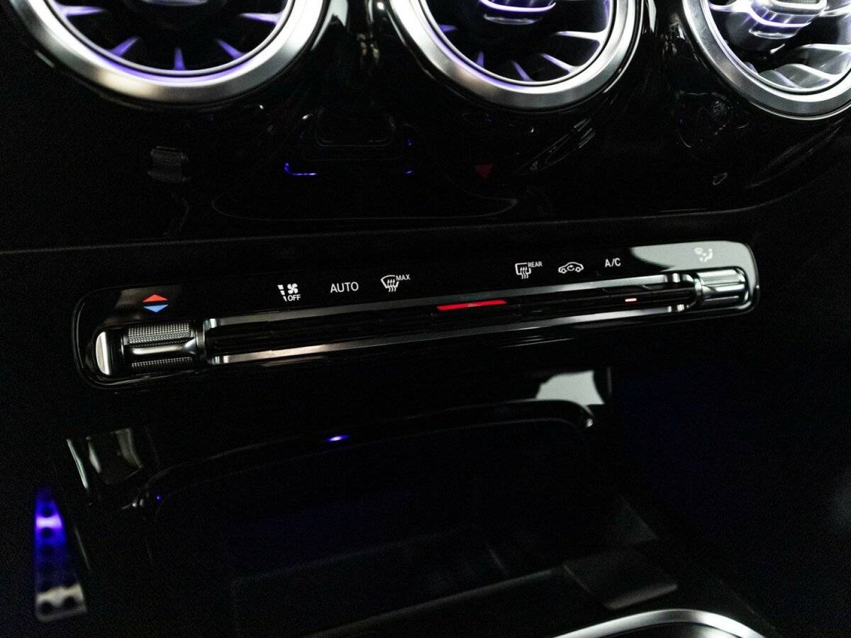 Mercedes-Benz A-Класс с пробегом — 2018 год. Фото: #15