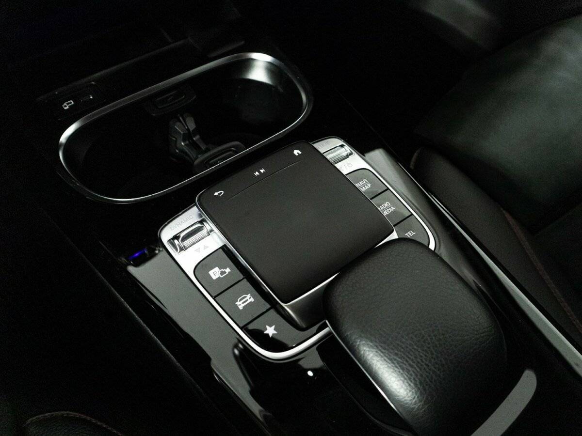 Mercedes-Benz A-Класс с пробегом — 2018 год. Фото: #16