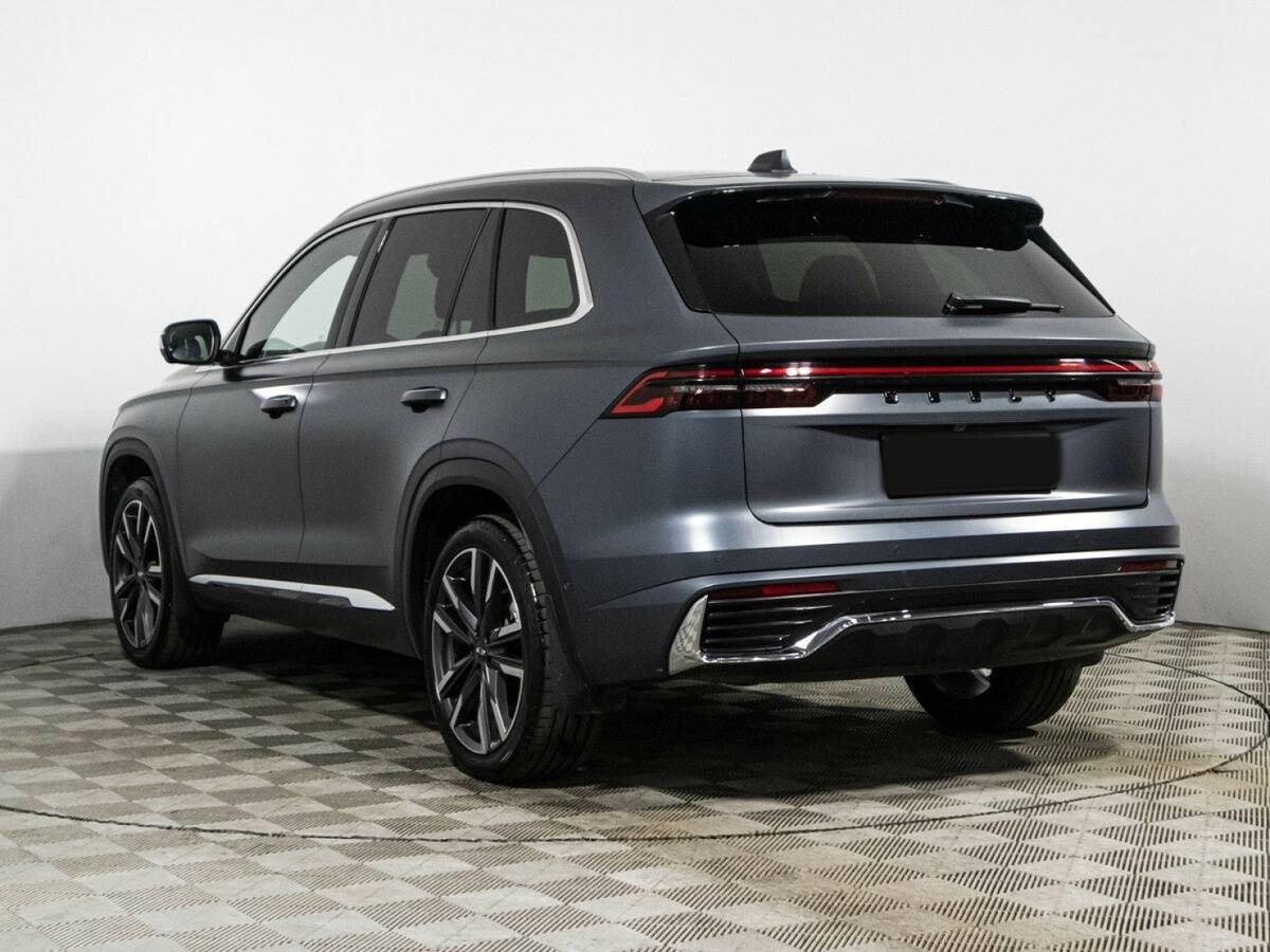 Geely Monjaro с пробегом — 2024 год. Фото: #5