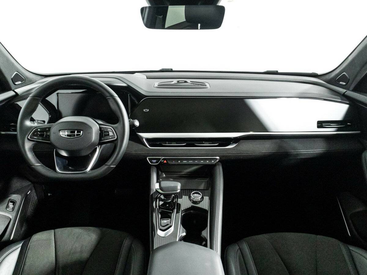 Geely Monjaro с пробегом — 2024 год. Фото: #11