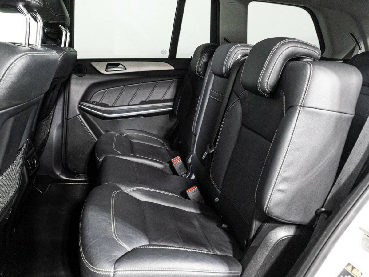 Mercedes-Benz GL-Класс с пробегом — 2014 год. Фото: #9