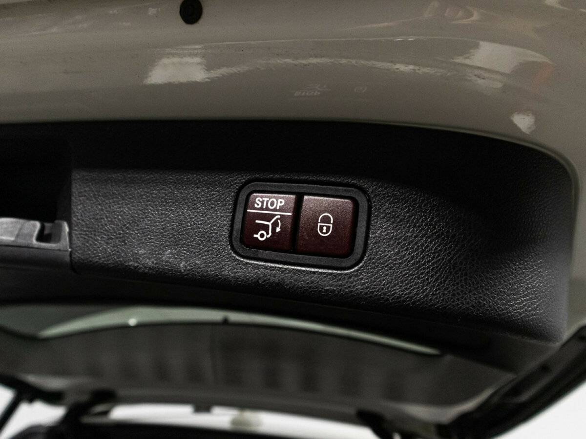 Mercedes-Benz GL-Класс с пробегом — 2014 год. Фото: #15