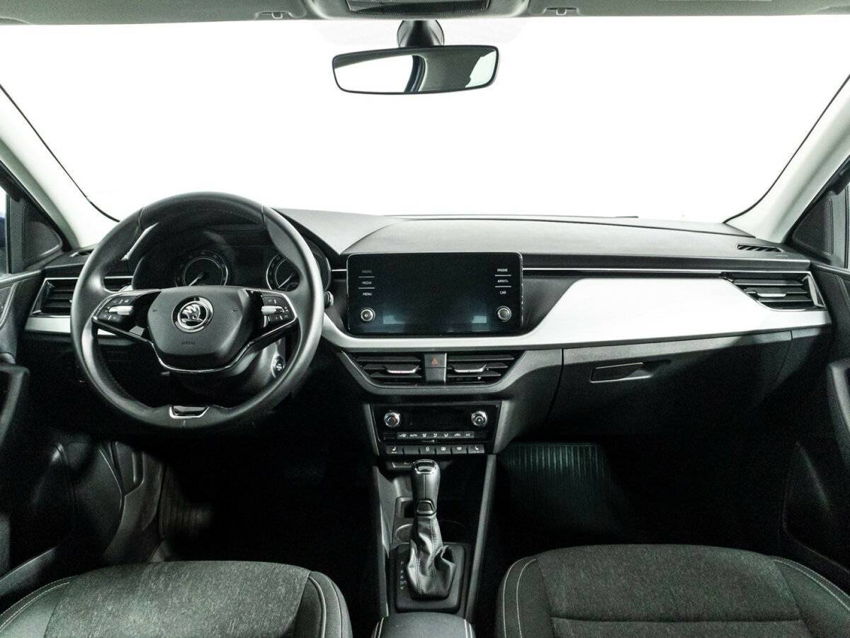 Skoda Rapid с пробегом — 2021 год. Фото: #12