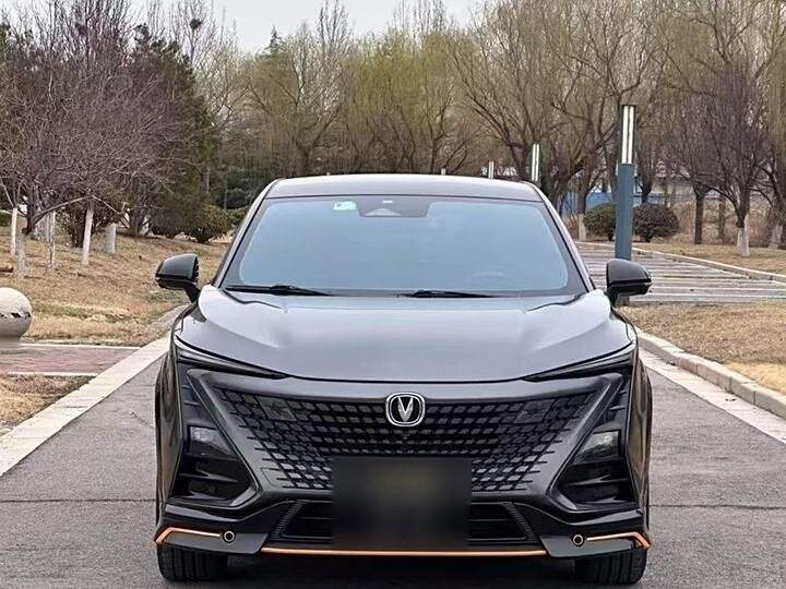 Changan UNI-T с пробегом — 2022 год. Фото: #1