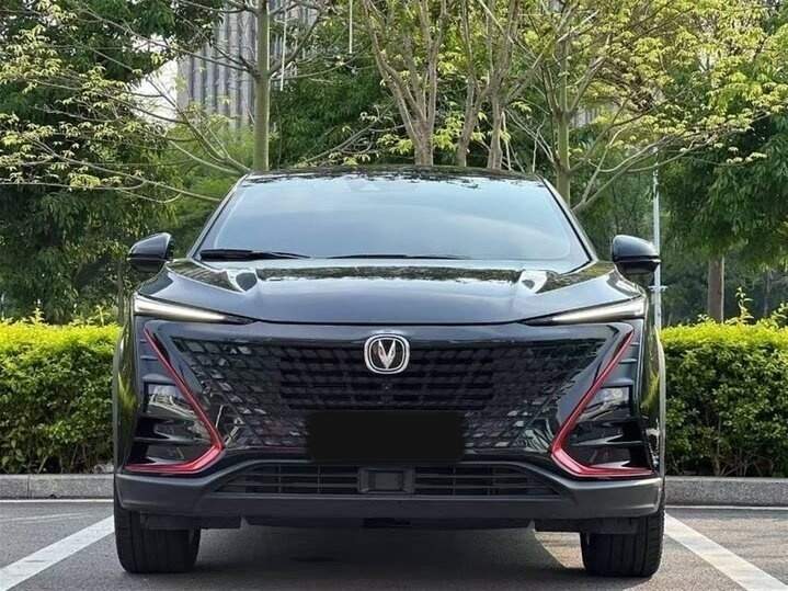 Changan UNI-T с пробегом — 2022 год. Фото: #1