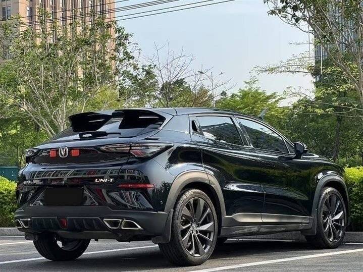 Changan UNI-T с пробегом — 2022 год. Фото: #8