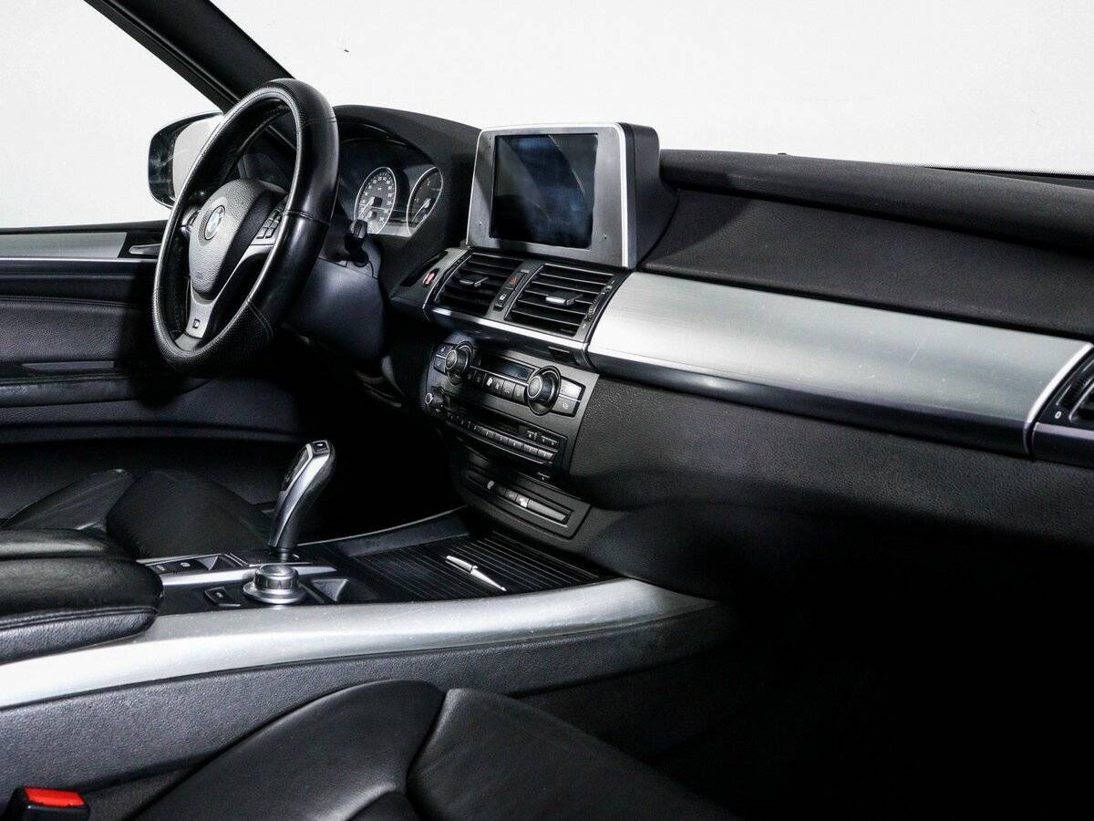 BMW X5 с пробегом — 2008 год. Фото: #8