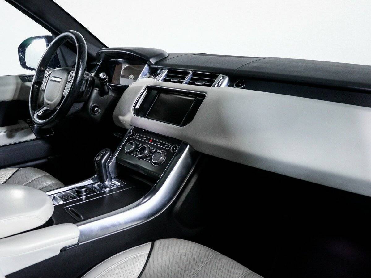 Land Rover Range Rover Sport с пробегом — 2013 год. Фото: #8