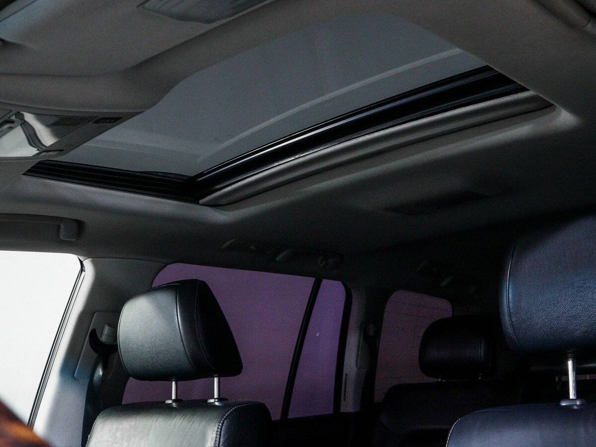 Toyota Land Cruiser с пробегом — 2014 год. Фото: #21