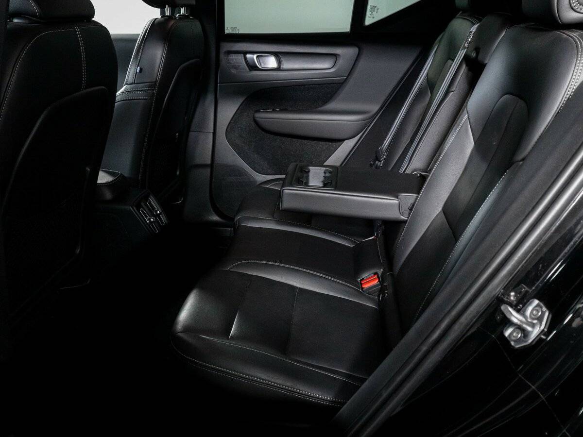 Volvo XC40 с пробегом — 2020 год. Фото: #9