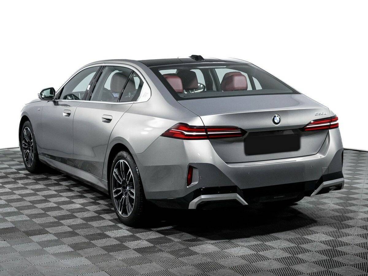BMW 5 серии с пробегом — 2024 год. Фото: #6
