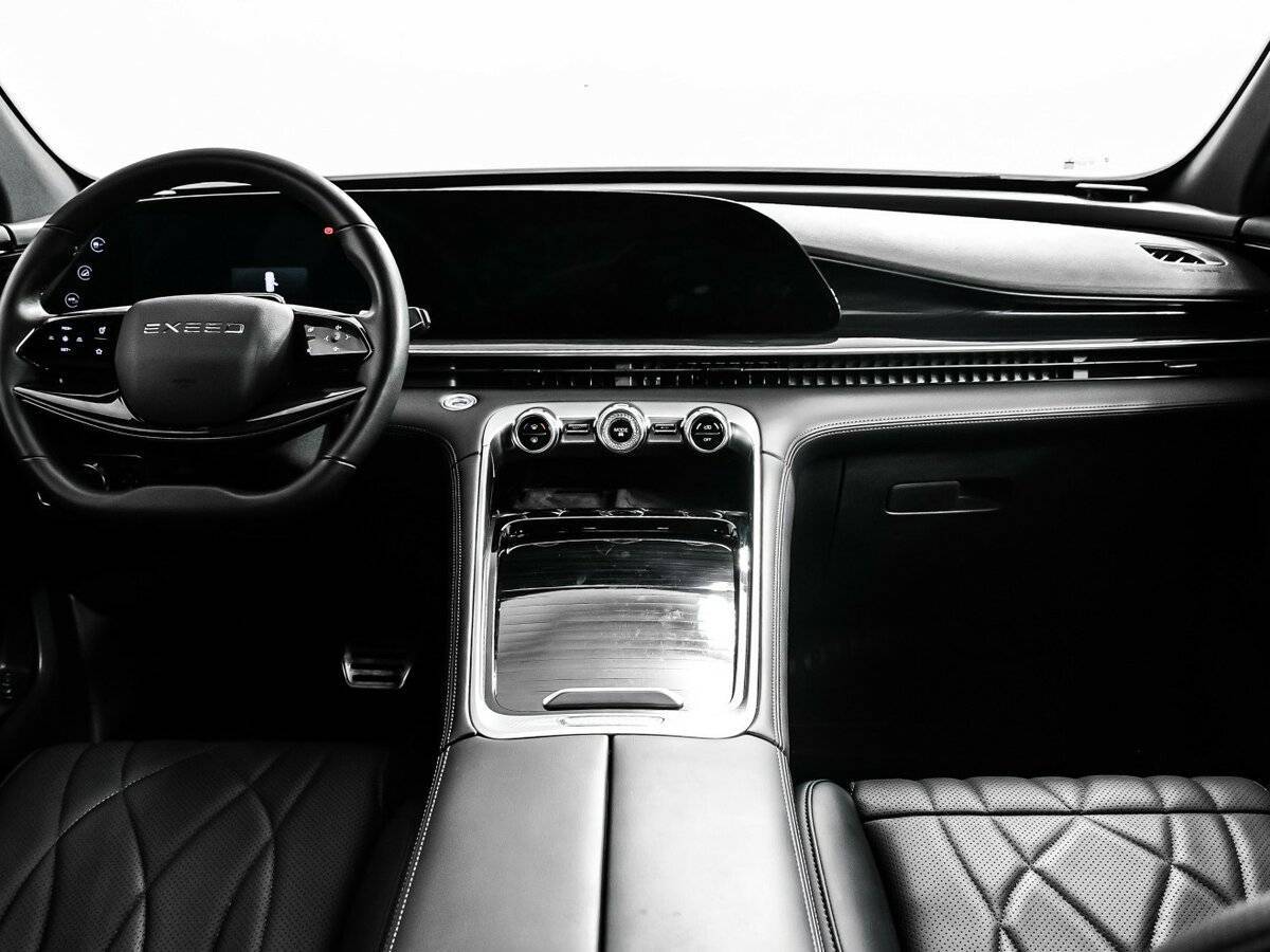 EXEED RX с пробегом — 2023 год. Фото: #10