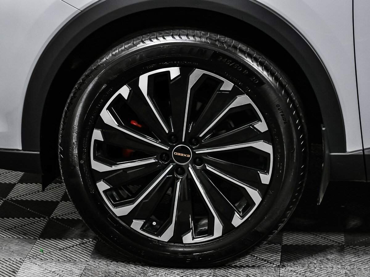 EXEED RX с пробегом — 2023 год. Фото: #16