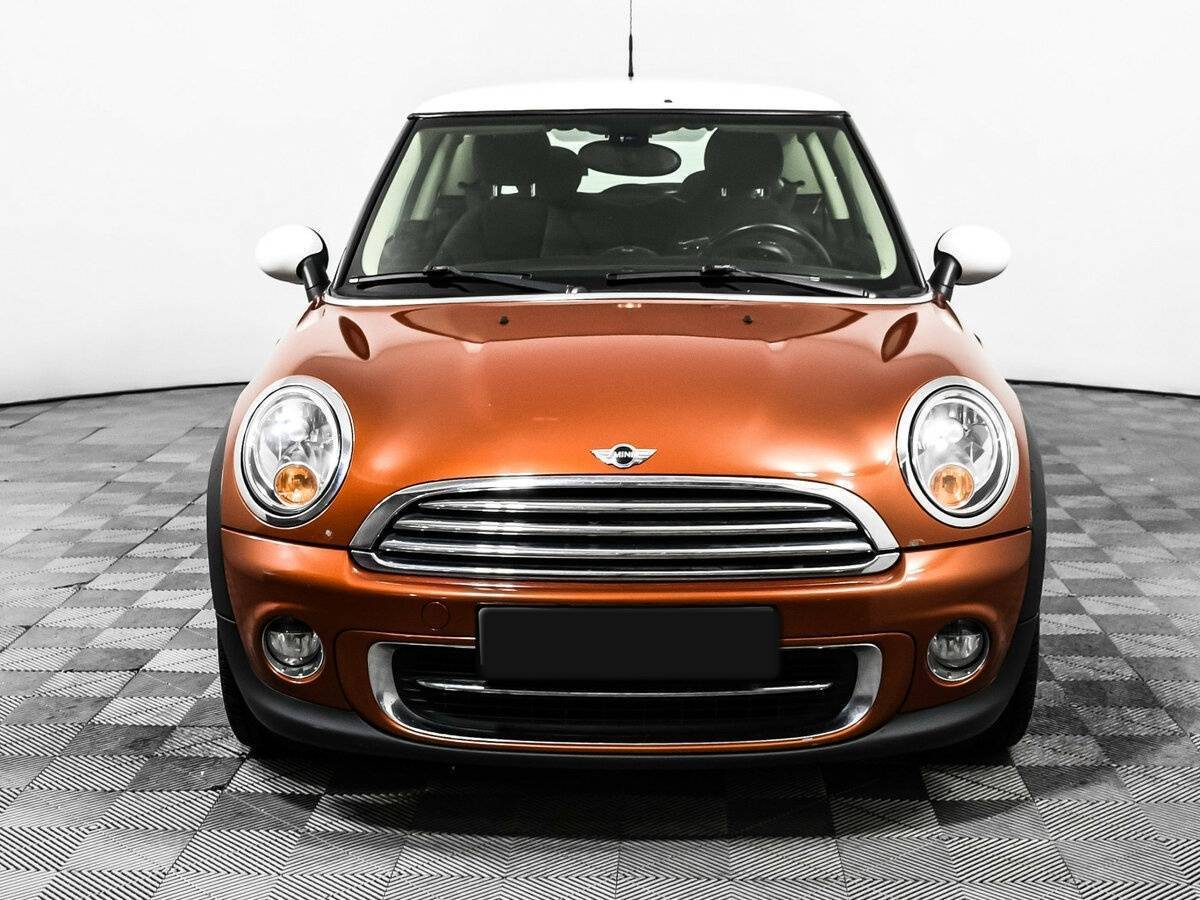 Mini Hatch с пробегом — 2012 год. Фото: #1