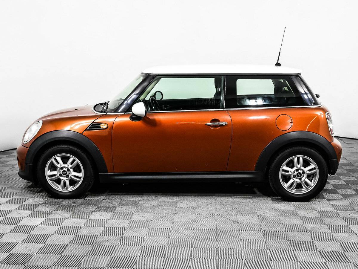 Mini Hatch с пробегом — 2012 год. Фото: #7