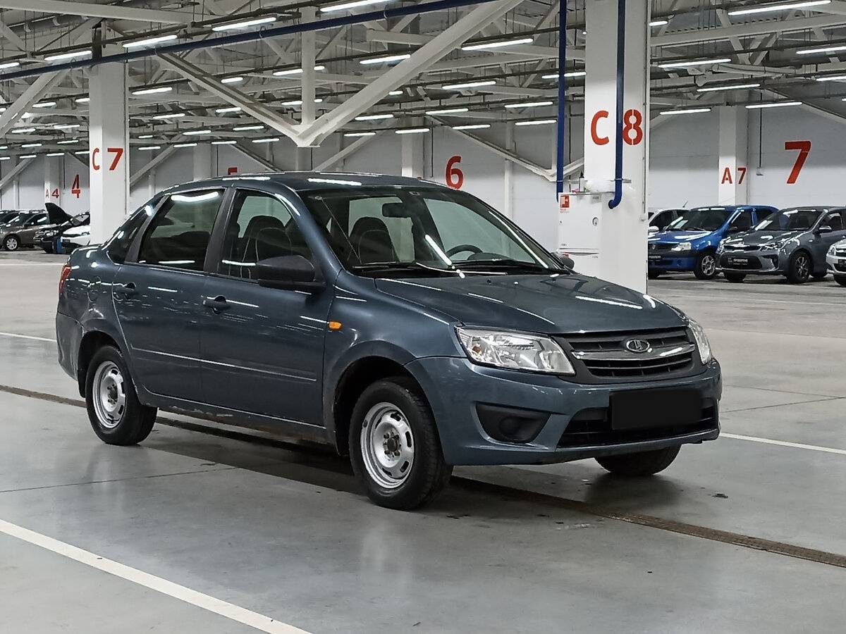 Lada (ВАЗ) Granta с пробегом — 2016 год. Фото: #2