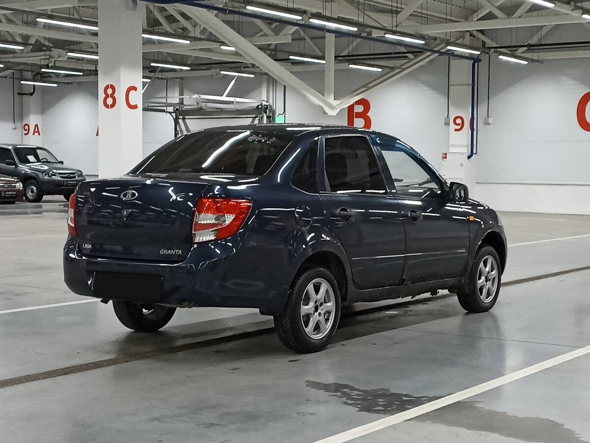 Lada (ВАЗ) Granta с пробегом — 2012 год. Фото: #4