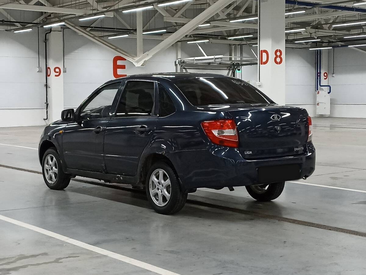 Lada (ВАЗ) Granta с пробегом — 2012 год. Фото: #6