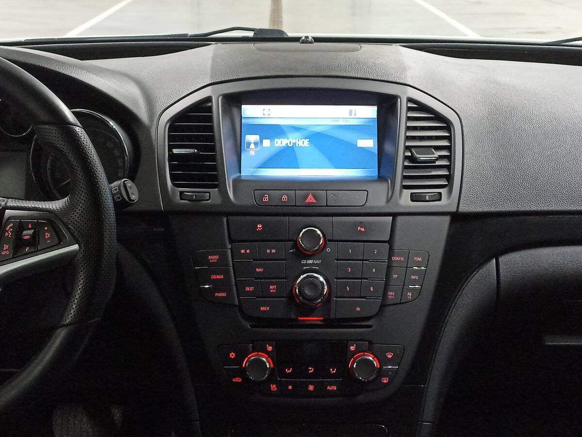 Opel Insignia с пробегом — 2011 год. Фото: #14