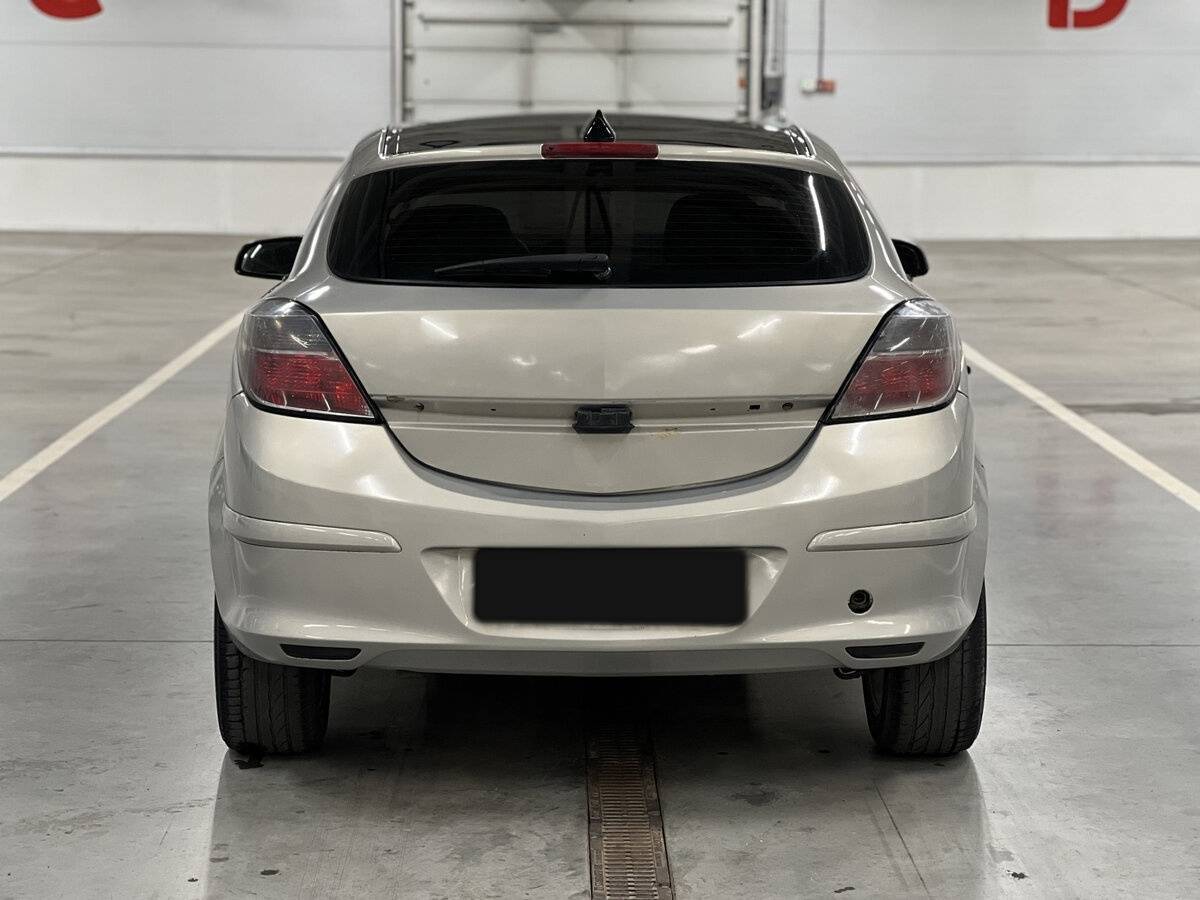 Opel Astra с пробегом — 2008 год. Фото: #5