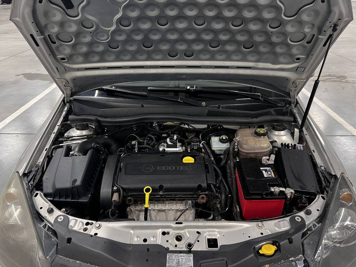 Opel Astra с пробегом — 2008 год. Фото: #8