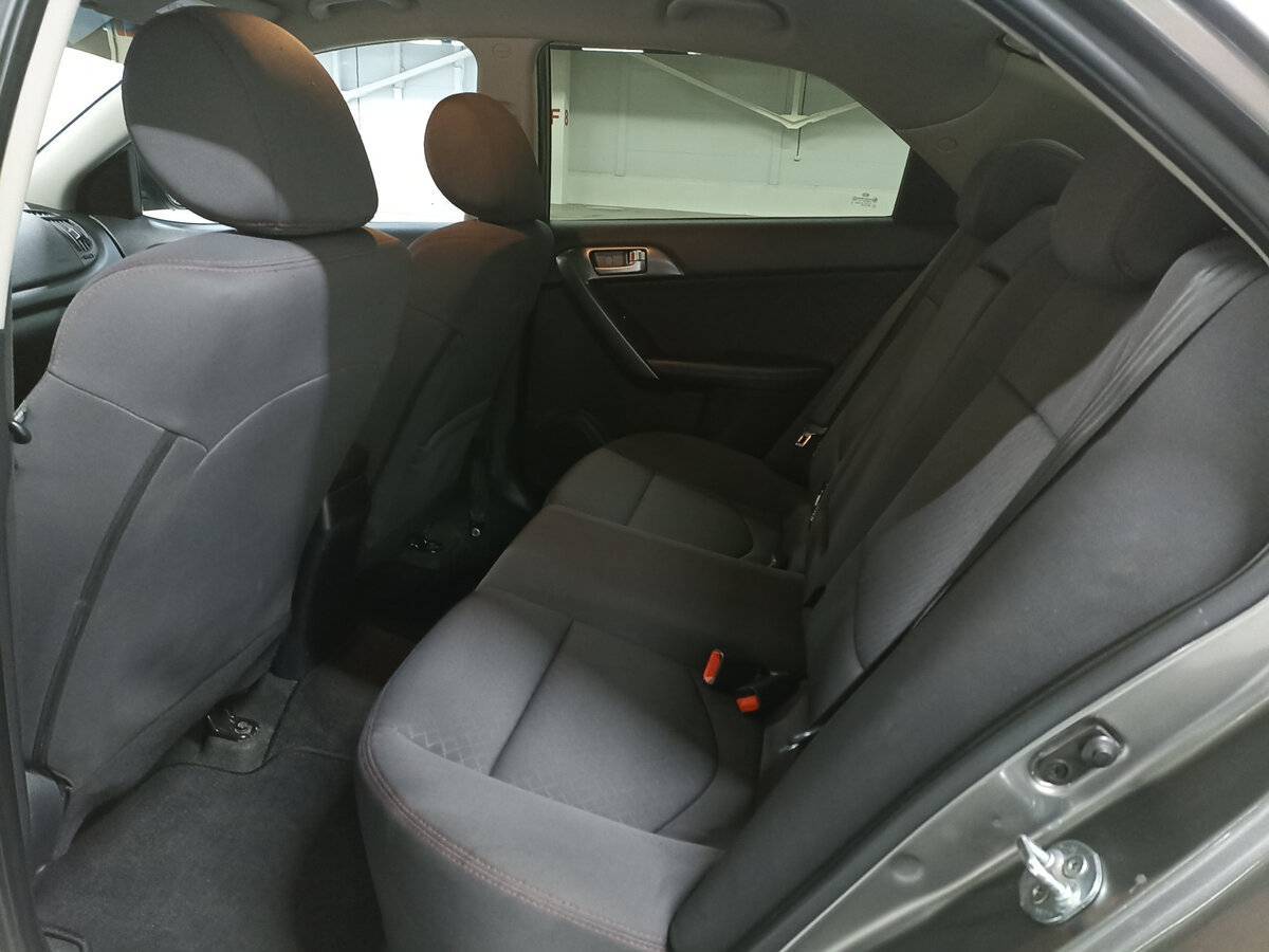 Kia Cerato с пробегом — 2011 год. Фото: #11