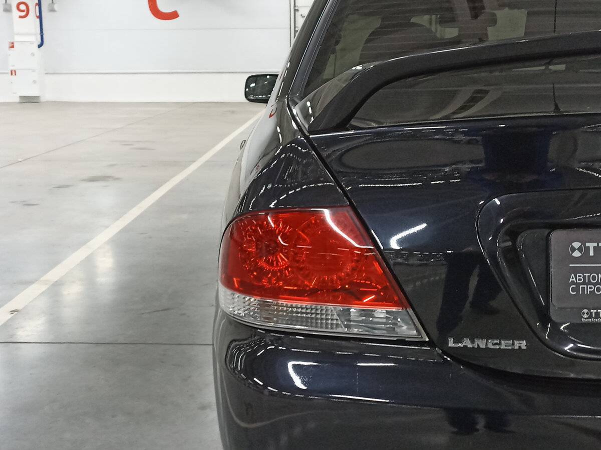 Mitsubishi Lancer с пробегом — 2006 год. Фото: #8