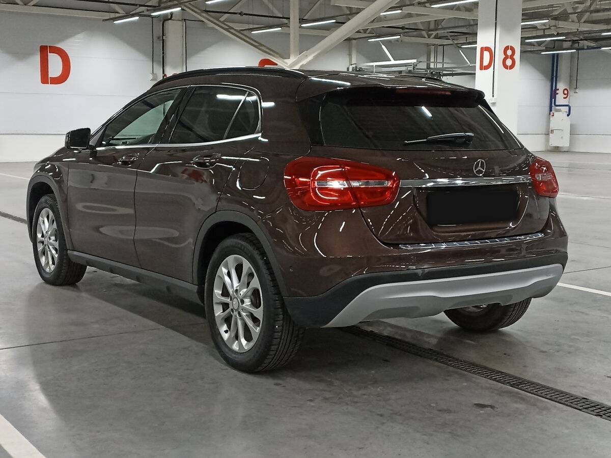 Mercedes-Benz GLA с пробегом — 2015 год. Фото: #6