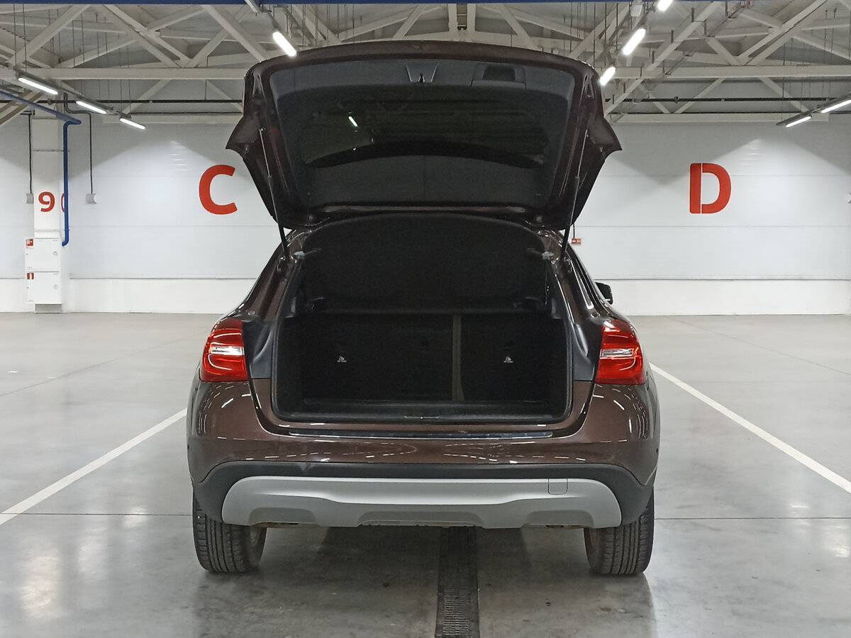 Mercedes-Benz GLA с пробегом — 2015 год. Фото: #9