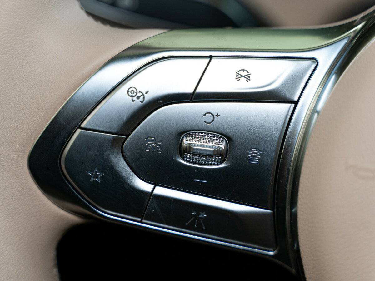 Voyah Free с пробегом — 2022 год. Фото: #23