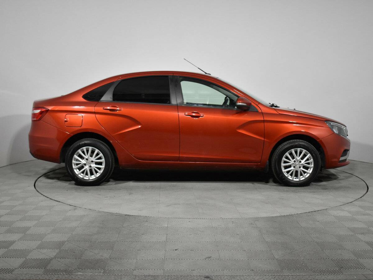 Lada (ВАЗ) Vesta с пробегом — 2016 год. Фото: #3