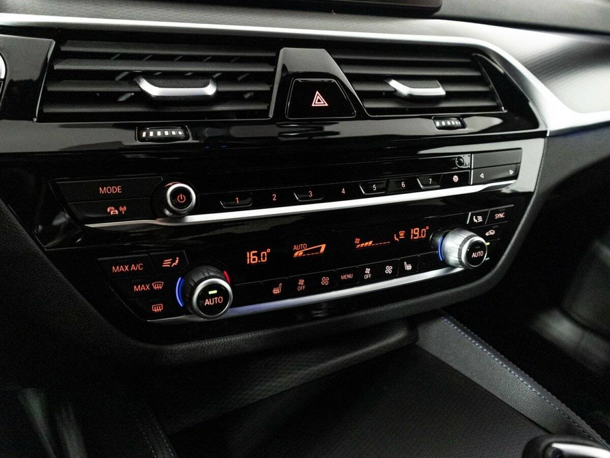 BMW 5 серии с пробегом — 2020 год. Фото: #13