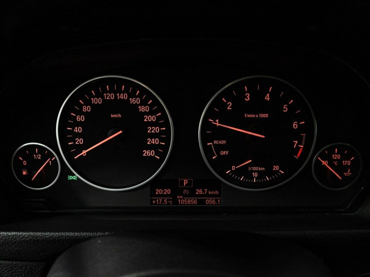 BMW 3 серии с пробегом — 2018 год. Фото: #11