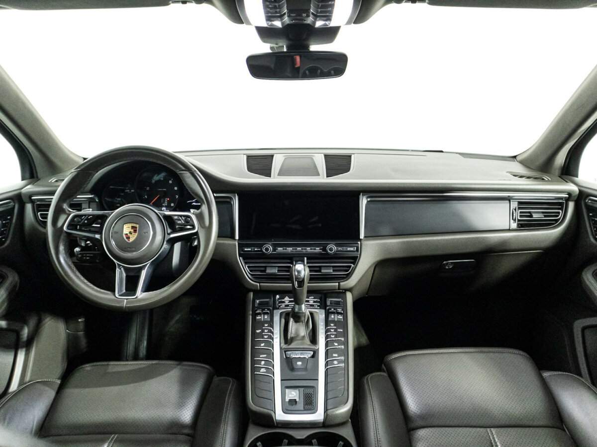 Porsche Macan с пробегом — 2019 год. Фото: #1