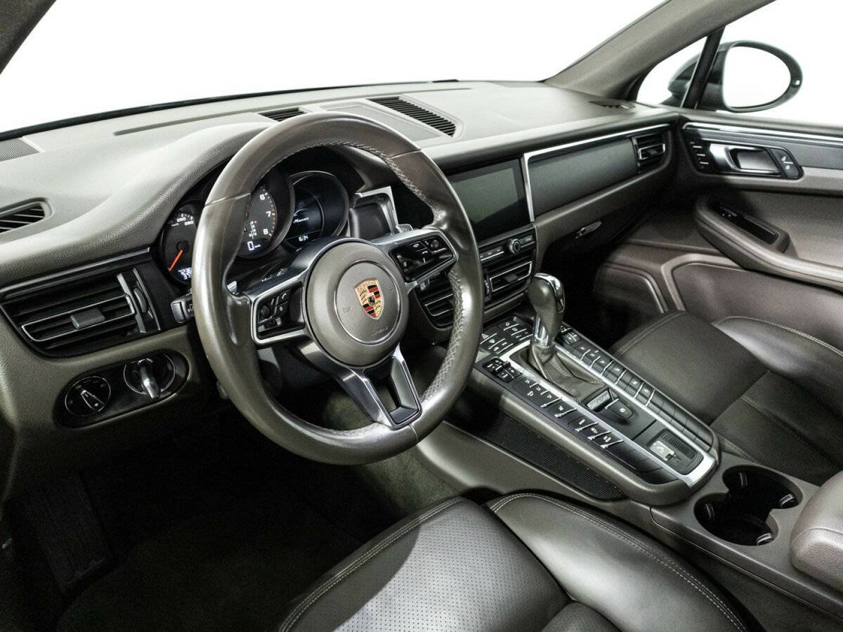 Porsche Macan с пробегом — 2019 год. Фото: #2