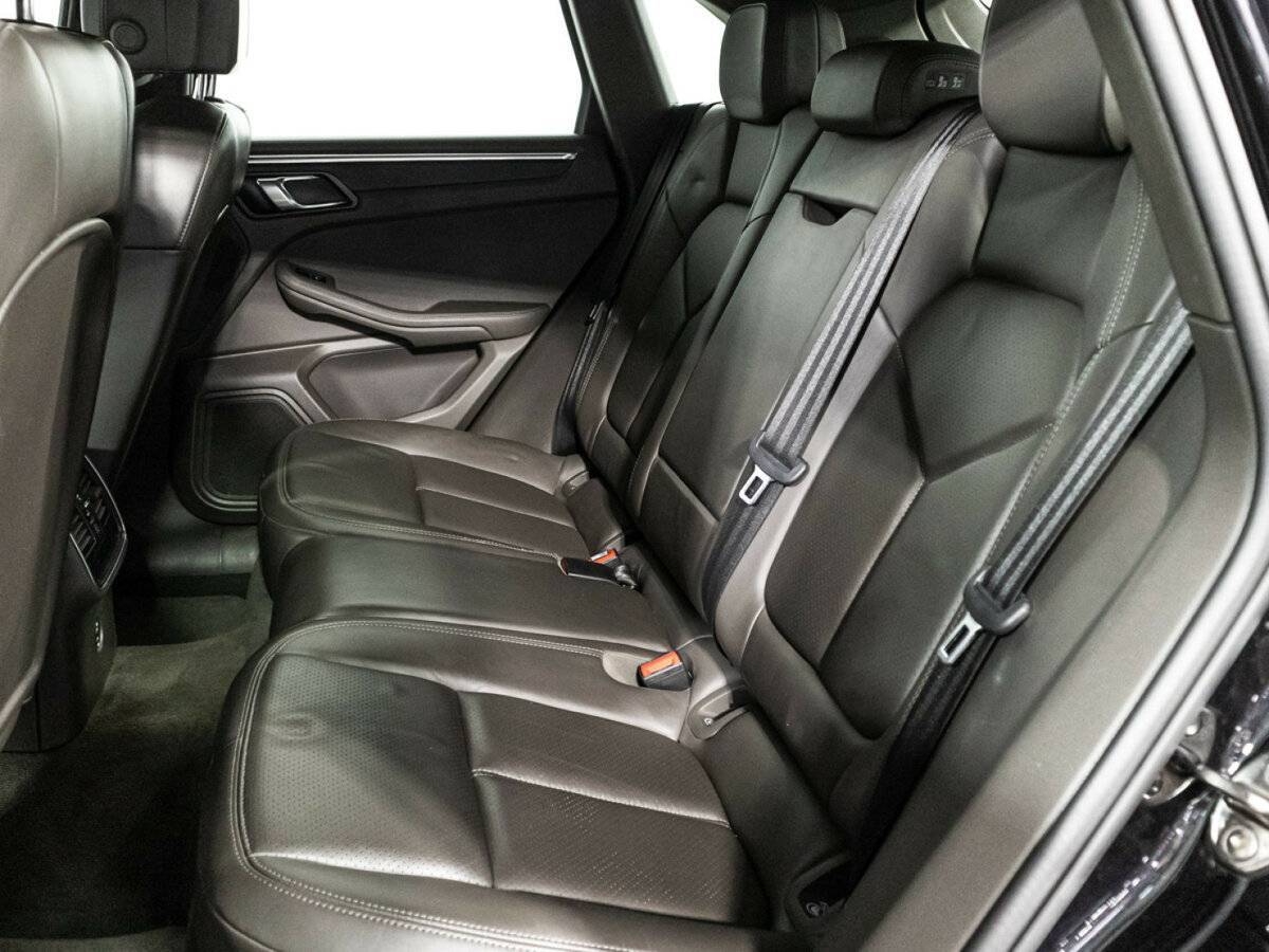 Porsche Macan с пробегом — 2019 год. Фото: #3