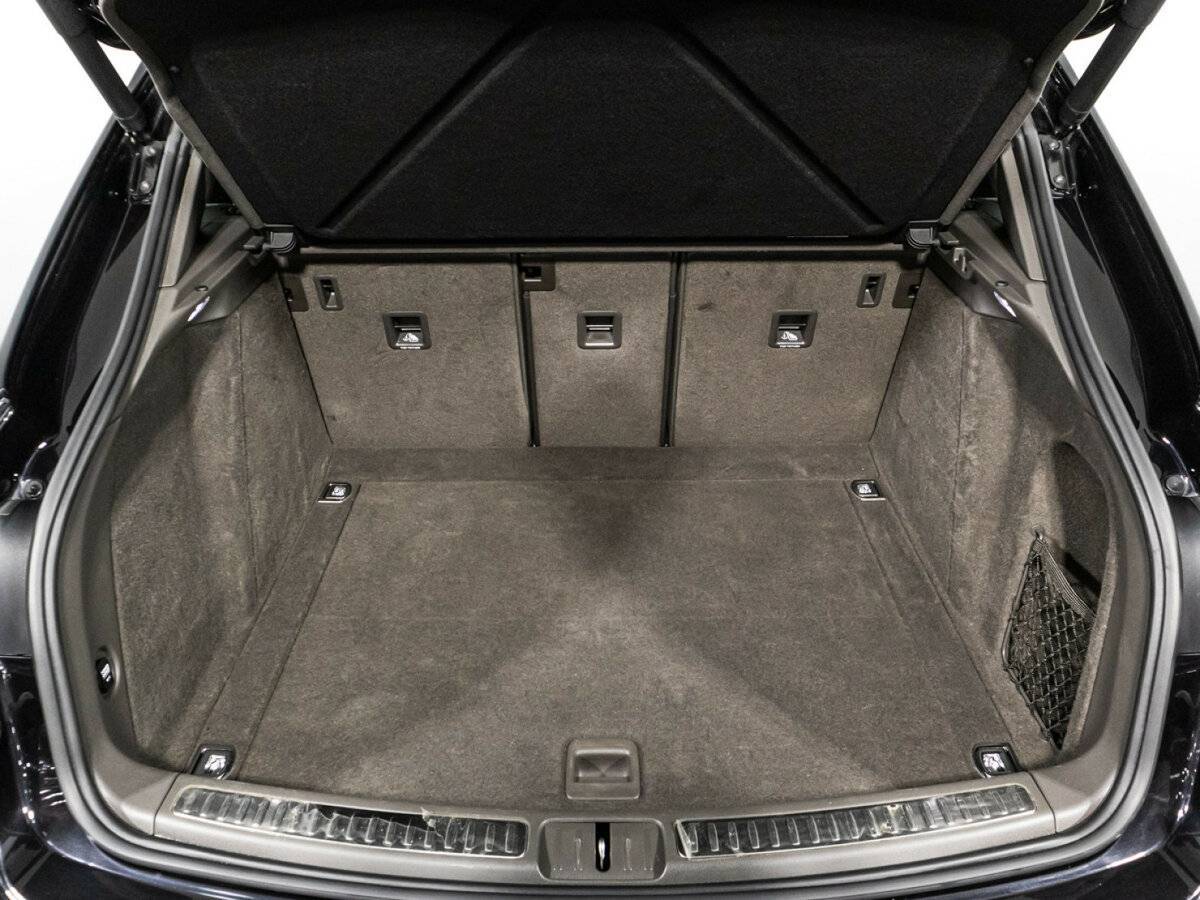 Porsche Macan с пробегом — 2019 год. Фото: #11