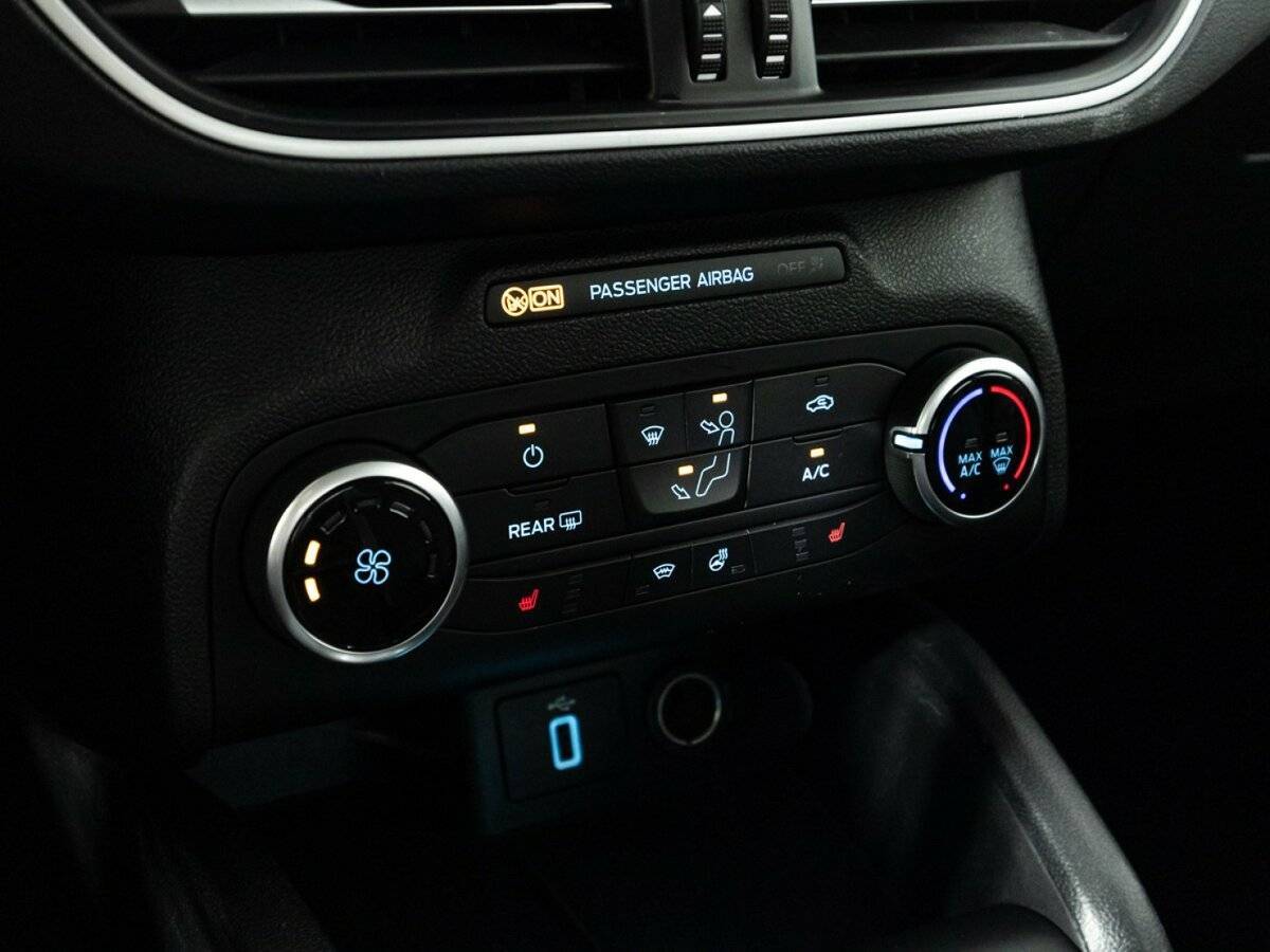 Ford Focus с пробегом — 2019 год. Фото: #17