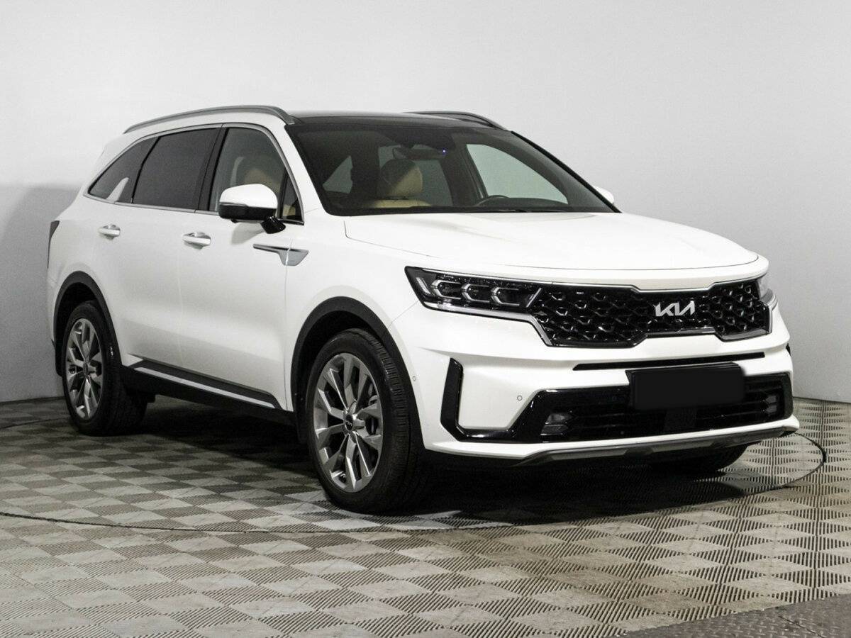 Kia Sorento с пробегом — 2023 год. Фото: #2