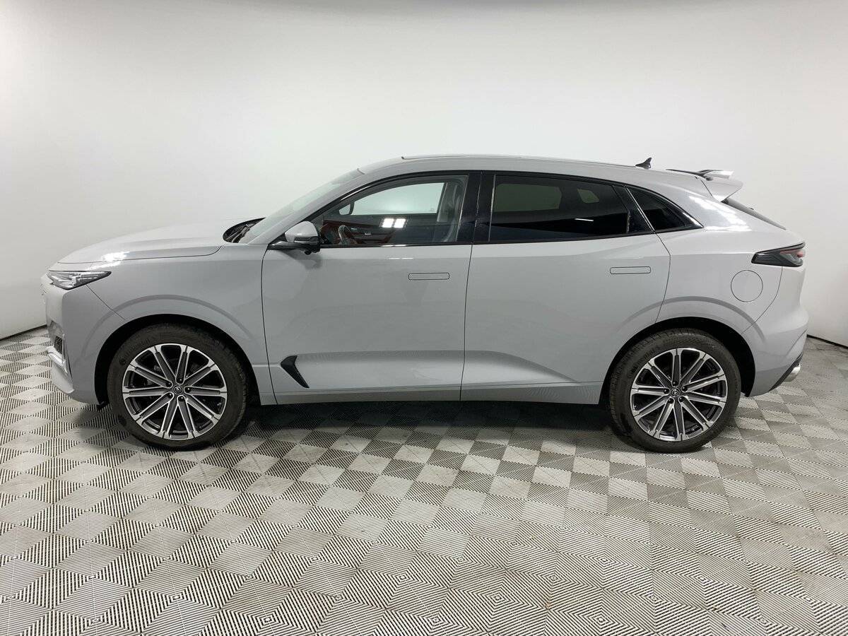 Changan UNI-K с пробегом — 2023 год. Фото: #7