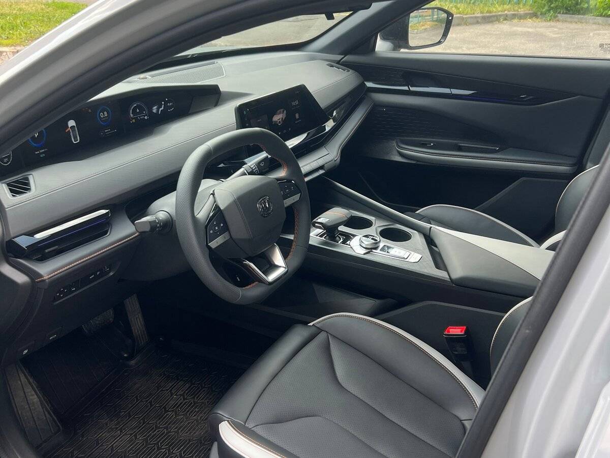 Changan UNI-V с пробегом — 2024 год. Фото: #10