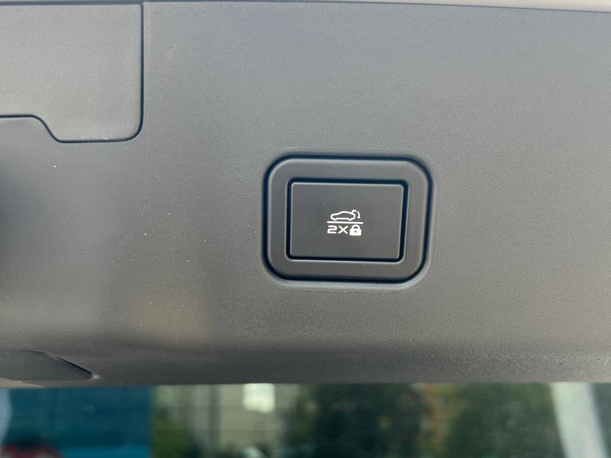 Changan UNI-V с пробегом — 2024 год. Фото: #16