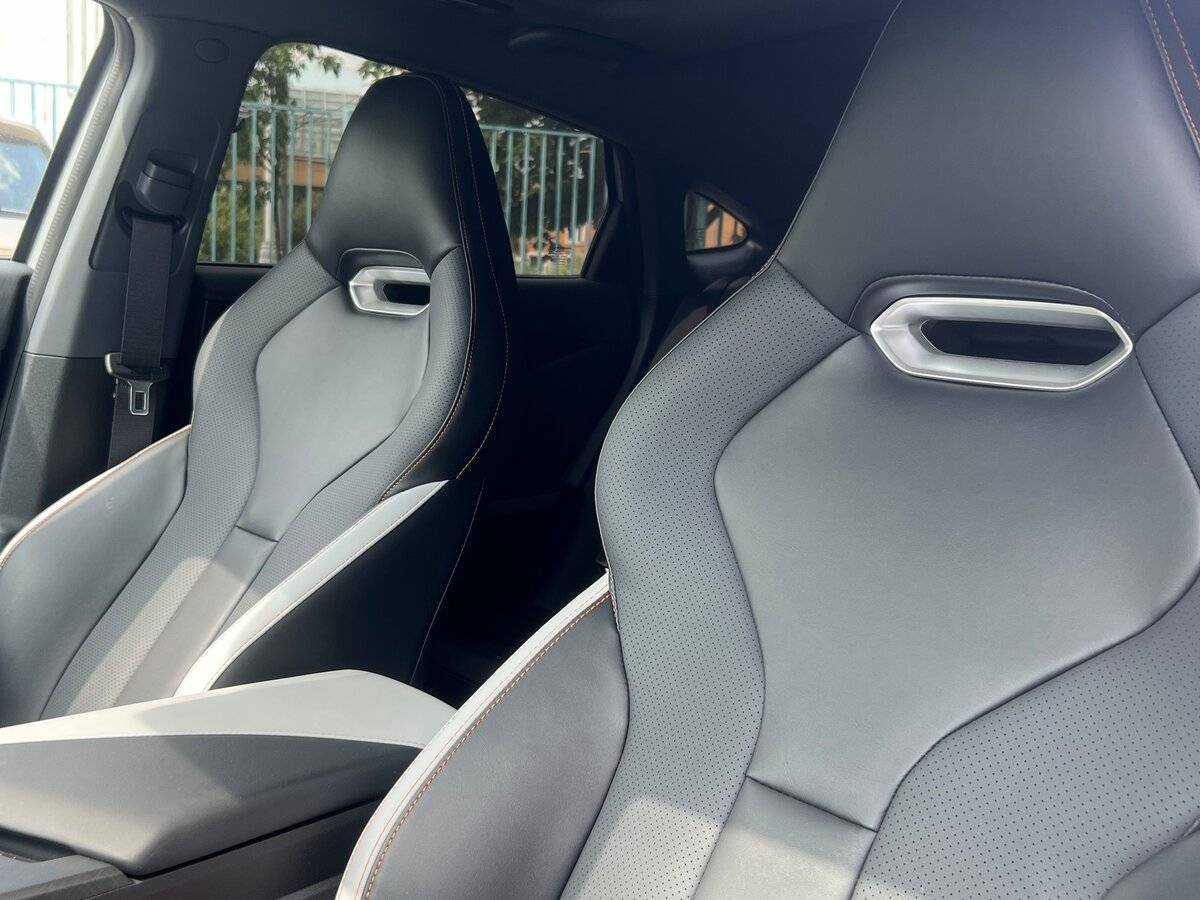 Changan UNI-V с пробегом — 2024 год. Фото: #17