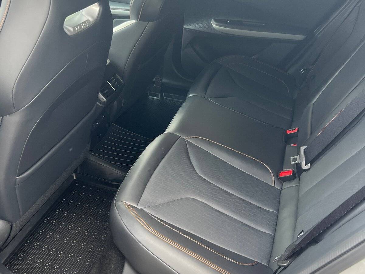 Changan UNI-V с пробегом — 2024 год. Фото: #20