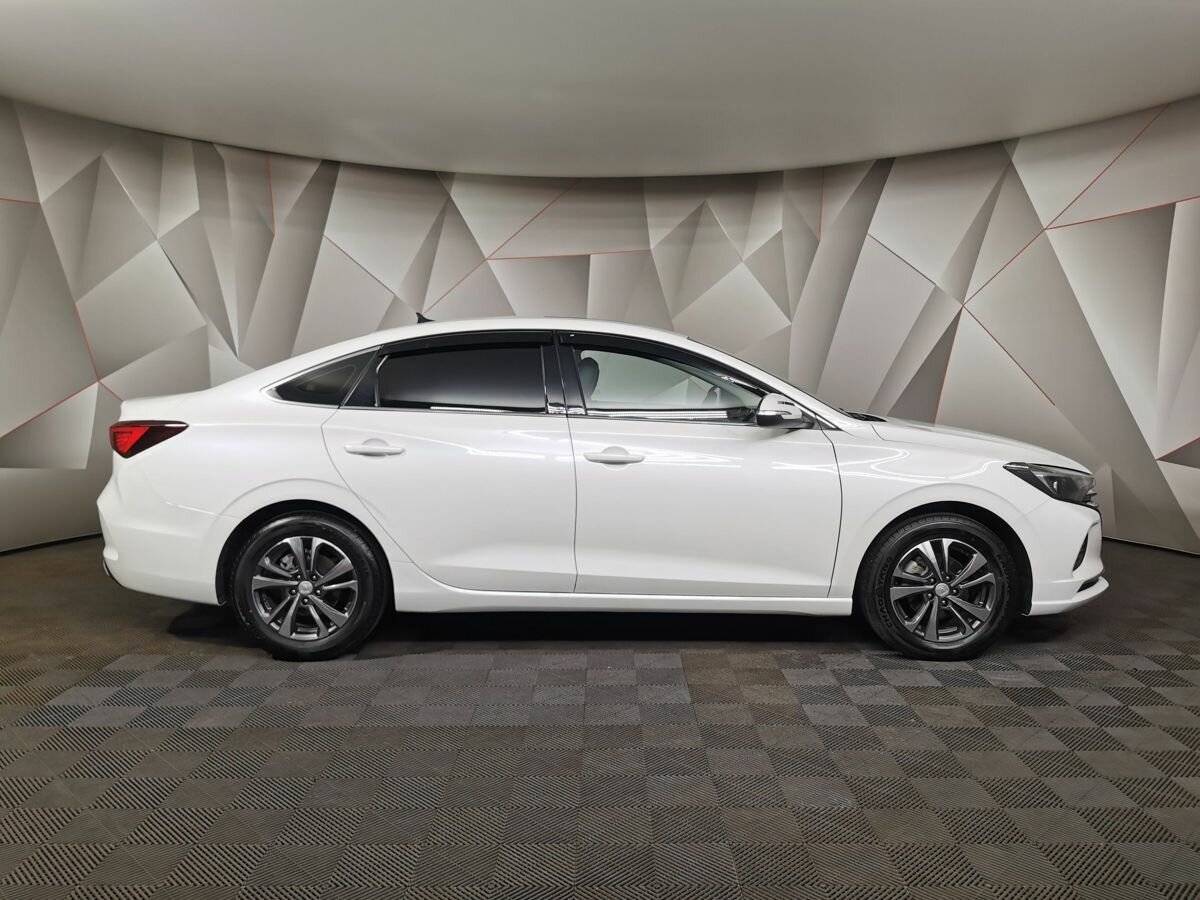 Changan Eado Plus с пробегом — 2023 год. Фото: #5